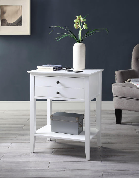 Grardor White Side Table (USB Charging Dock) - Marjories Furniture (Las Vegas, NV)