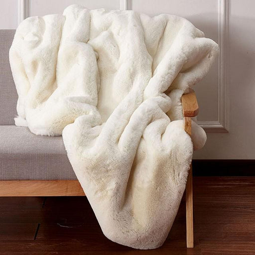 Caparica Off White Throw, Off White - Marjories Furniture (Las Vegas, NV)