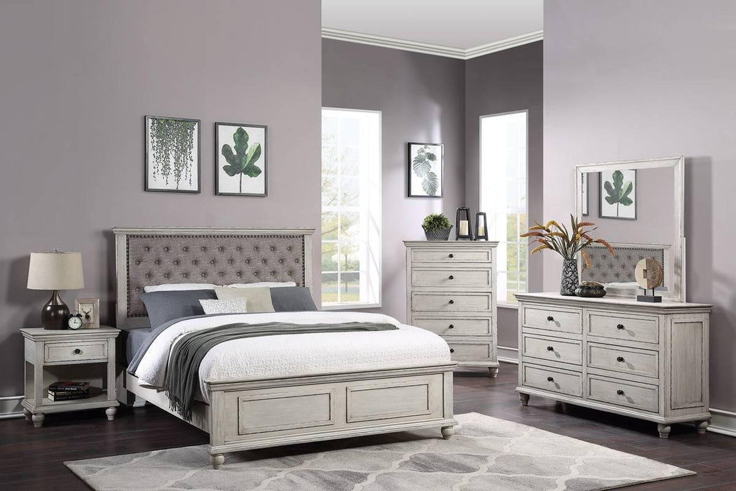 Vfvnco Eastern King Bed in Antique White - Marjories Furniture (Las Vegas, NV)