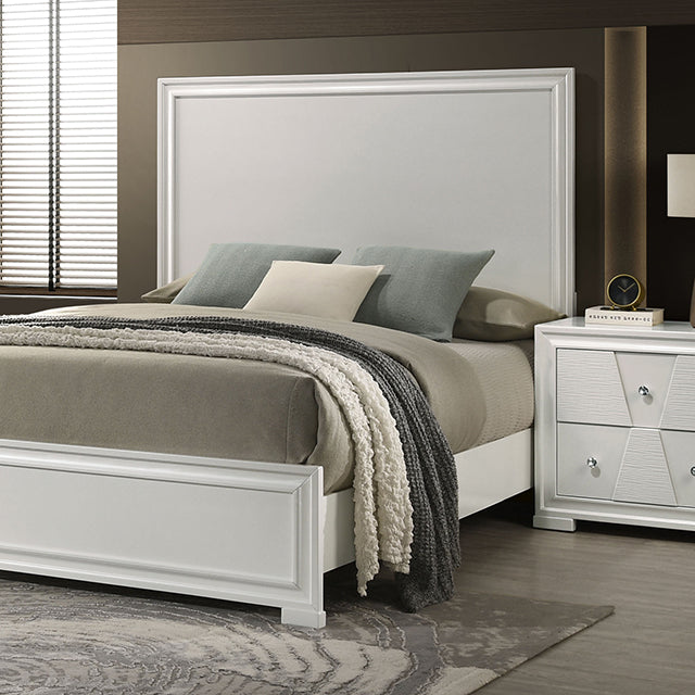 Holsted E.King & Queen Bed - Marjories Furniture (Las Vegas, NV)
