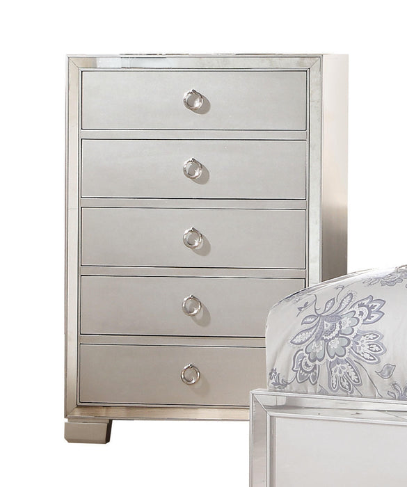 Voeville II Platinum Chest - Marjories Furniture (Las Vegas, NV)