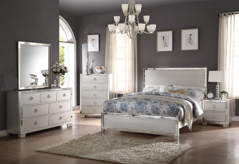 Voeville II Platinum Queen Bed - Marjories Furniture (Las Vegas, NV)