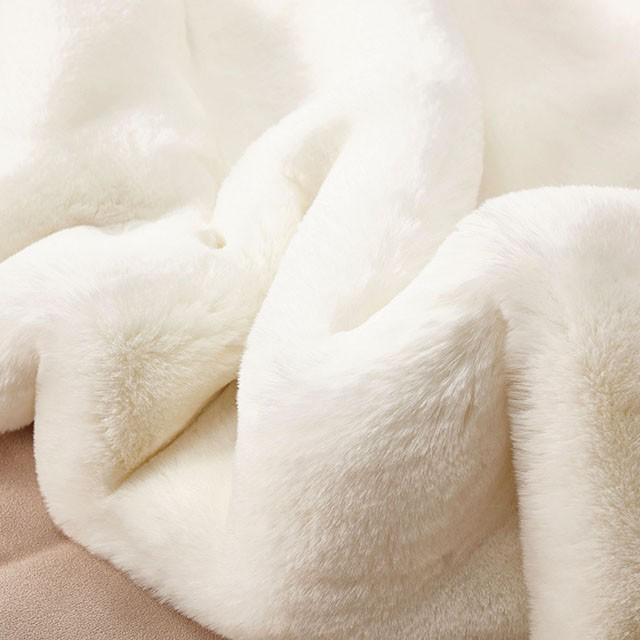 Caparica Off White 5' X 7' Area Rug - Marjories Furniture (Las Vegas, NV)