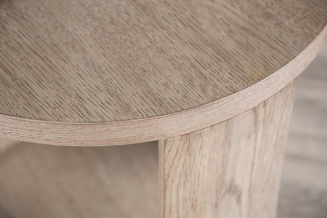 Conisbrough Round End Table - Marjories Furniture (Las Vegas, NV)