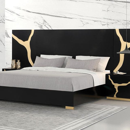 Goldsberg Queen Bed w/ Wall Panels - Marjories Furniture (Las Vegas, NV)