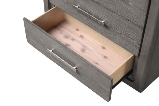 Crowthorne Chest - Marjories Furniture (Las Vegas, NV)
