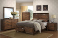 Liihen Eastern King Bed/Oak in Oak - Marjories Furniture (Las Vegas, NV)