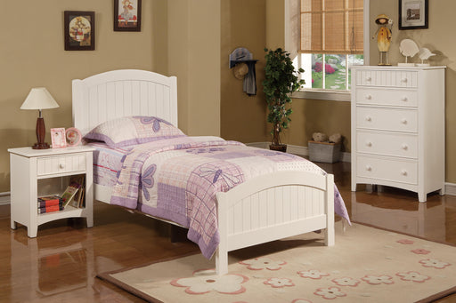 Mcraft Twin Bed in White - Marjories Furniture (Las Vegas, NV)
