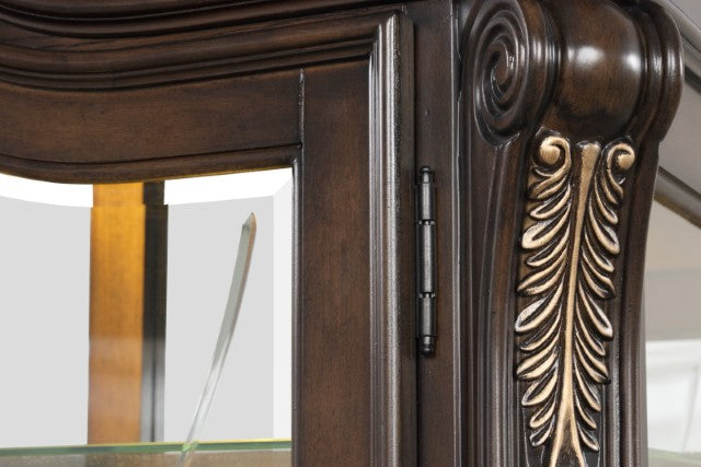 Leovanni Curio - Marjories Furniture (Las Vegas, NV)